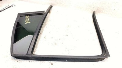 02-09 Trail Blazer Driver Left Rear Vent Window Back Door Glass With Frame Oem