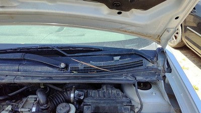 2007-2012 Nissan Sentra Sr Driver Left Windshield Wiper Arm Oem Blade Lever