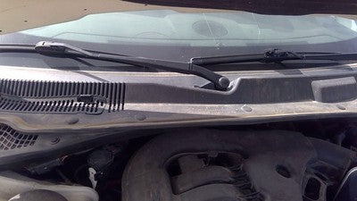 2010 Chrysler 300 Windshield Wiper Cowl Vent Trim Panel Oem Grille