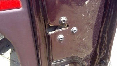 93 Cadillac Fleetwood Passenger Right Front Door Latch With Rods/Cables Assembly