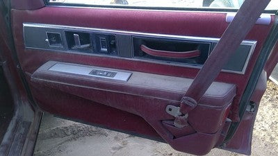 1990 Olds Eighty Eight Passenger Right Front Inside Door Trim Panel Only Oem Red