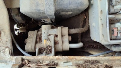 1993 Chevy S10 Blazer Oil Filter Adapter Housing Oem 4.3L