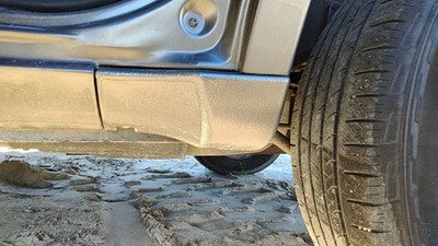 2004 Mitsubishi Endeavor Driver Left Rear Lower Rocker Moulding Corner Lh