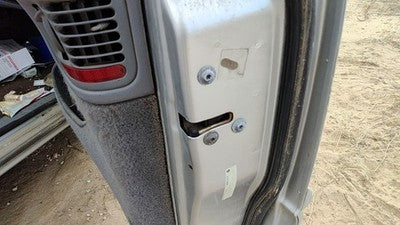 2000 Chrysler Town & Country Passenger Right Front Door Latch With Rods/Cables