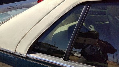 98-04 Seville Passenger Right Rear Vent Window Back Door Glass With Frame
