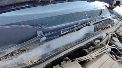 1989 Olds Cutlass Cierra Windshield Wiper Cowl Vent Trim Panel Oem Cover