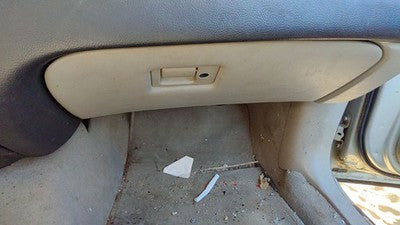 2003-2004 Lincoln Town Car Glove Box Assembly Complete Door With Latch Oem Gray