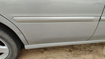 1997-05 Malibu Passenger Right Rear Moulding From Door Back Trim 17u Silvermist