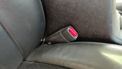 06-11 Buick Lucerne Passenger Right Front Seat Belt Buckle Receiver Ebony 193