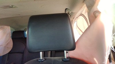 2008-2009 Nissan Rogue Pair Of Headrests Oem Left Right Set Front Seat