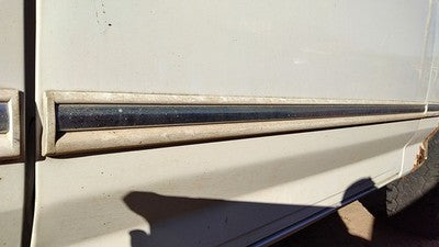 1995 Ford F150 Passenger Right Front Moulding From Door Oem Trim Strip