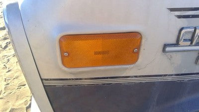 1989 Chevy G20 Van Driver Left Front Turn Signal Light Lamp Oem Fender Mounted