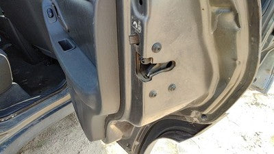 Mazda Tribute Passenger Right Rear Door Latch With Rods/Cables Oem Back