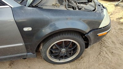 2001-2004 Vw Passat Passenger Right Front Fender Oem 3B0821106e