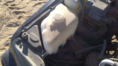 1996 Geo Tracker Windshield Washer Fluid Reservoir With Pump Oem Wiper Tank