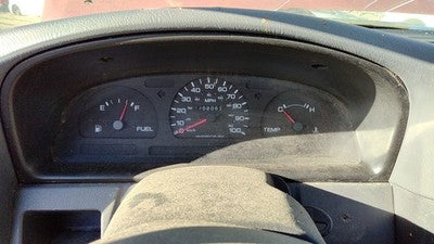 1994-1997 Nissan Hardbody Speedometer Cluster Instrument Gauges Panel Oem Dash