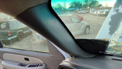 01 Chevy Suburban Driver Left A Pillar Trim Windshield Post Panel 922 Light Gray