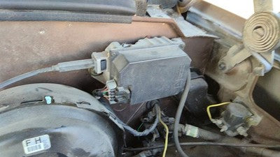 1994 Chevy Suburban Cruise Control Servo Assembly Module With Cable Oem 5.7L