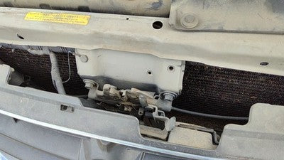 2000-2003 Nissan Maxima Hood Latch Assembly With Bracket Oem 625005Y501