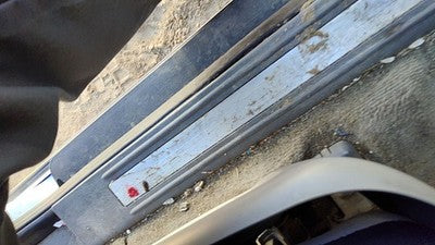 2007 Gmc Envoy Driver Left Lower Kick Trim Panel Oem Gray 28H