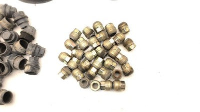 1996-2002 Chevy Express Van 2500 Set Of 4 Center Caps Lug Nuts Oem 46268