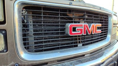 1994-1999 Chevy Suburban Front Grille Assembly Oem Brown 12388709