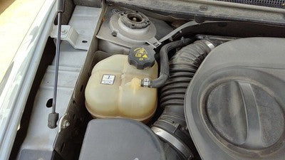 2015-2017 Chrysler 200 Coolant Reservoir Radiator Overflow Tank Bottle Oem