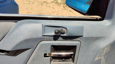 1994 Olds Cutlass Ciera Power Mirror Switch With Trim Panel Oem Control Knob
