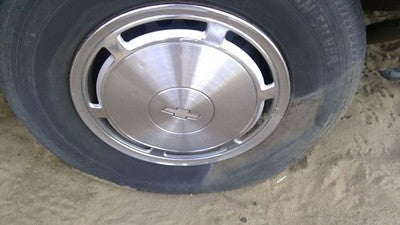 1986-1996 Chevy Caprice 15' 6 Slot Hub Cap Wheel Cover Oem