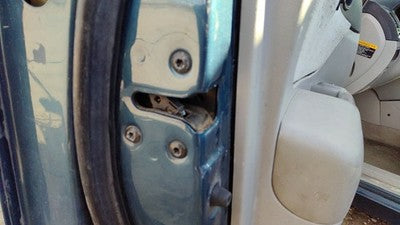 2006 Hyundai Sonata Driver Left Front Door Latch With Rods/Cables Oem 813103K020