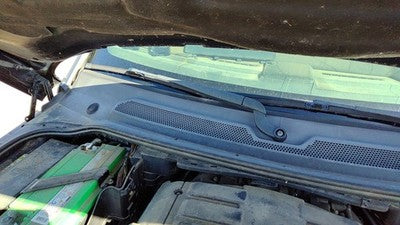 2006 Land Rover Lr3 Windshield Wiper Cowl Vent Trim Panel Oem Cover