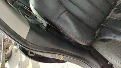 2000-2004 Chrysler 300M Passenger Right Front Seat Belt Retractor Shoulder Black