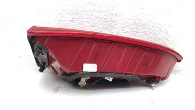 16-18 Tucson Driver Left Tail Light Brake Lamp Rear Inner Led Gate Mounted