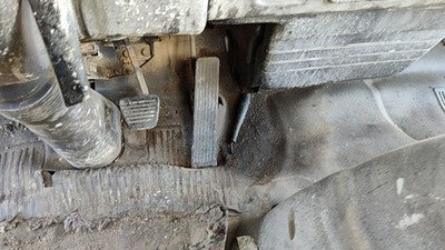 1996 Isuzu Npr Gas And Brake Pedal Assembly Automatic Transmission