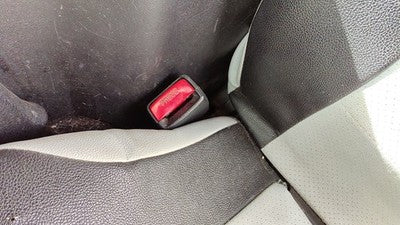 2000-2005 Mitsubishi Eclipse Driver Left Front Seat Belt Buckle Receiver Black