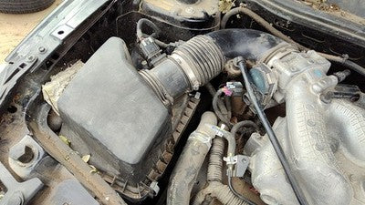 07-09 Grand Vitara Xl-7 Air Intake Cleaner Filter Box Housing With Tube 3.6L