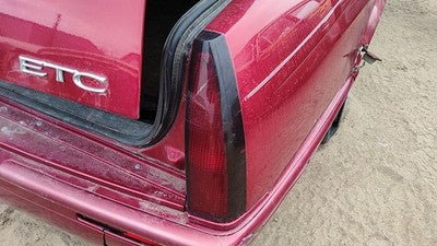 1992-2002 Cadillac Eldorado Passenger Right Tail Light Brake Lamp Oem Rear