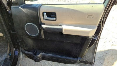 05-09 Rover Lr3 Passenger Right Front Inside Door Trim Panel With Switches Tan