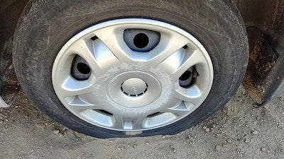 2000-2004 Subaru Legacy 15" Hub Cap Wheel Cover Oem 28811Ae01a