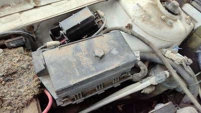 2000-2005 Buick Park Ave Engine Fuse Box Power Distribution Panel Oem 19300124