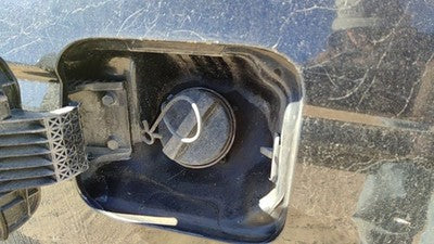 2004-2009 Kia Spectra Fuel Filler Neck Assembly With Gas Cap Oem 4 Door