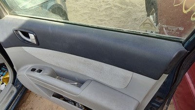 06-07 Hyundai Sonata Passenger Right Front Door Trim Panel With Switches Gray