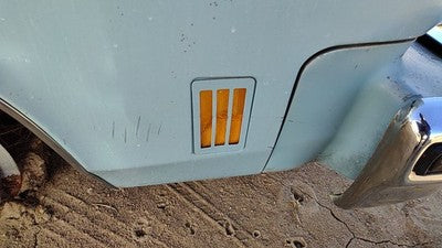 1975 Cutlass Supreme Passenger Right Front Turn Signal Light Lamp Fender Marker