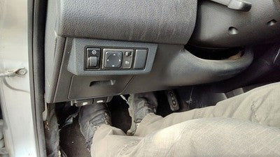 10-11 Versa Lower Dash Under Column Knee Bolster Trim Panel Oem Charcoal G