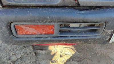 88-97 Hardbody Passenger Right Front Turn Signal Light Lamp Bumper Mounted