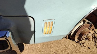 1975 Cutlass Supreme Driver Left Front Turn Signal Light Lamp Fender Side Marker
