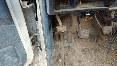 1991 Chevy Silverado 1500 Parking Brake Pedal Assembly Complete Emergency Unit