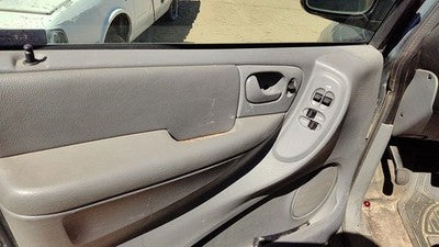 04-07 Caravan Driver Left Front Door Trim Panel With Master Switch Slate Gray D5