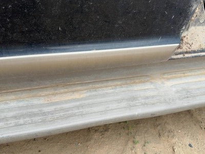1997-2002 Ford Expedition Passenger Right Rear Lower Moulding From Door Oem