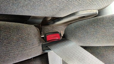 2001 2002 Sierra 2500 Hd Driver Left Front Seat Belt Buckle Oem Graphite 12d